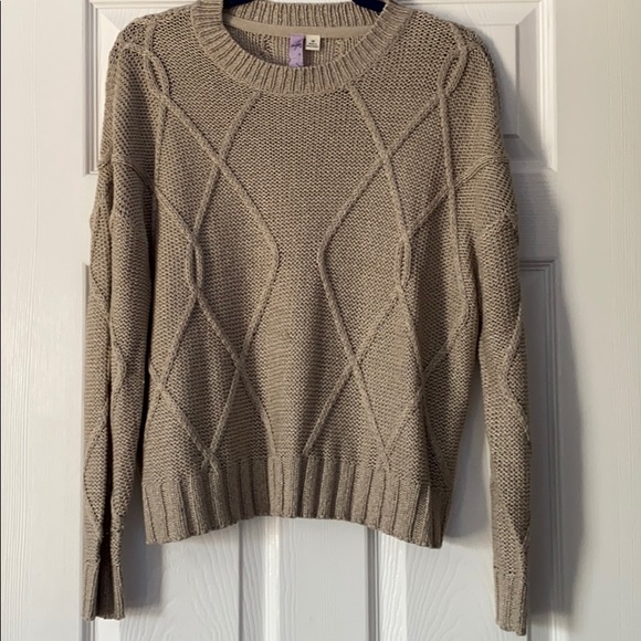 Francesca's Collections Sweaters - FRANCESCA’S CREW NECK SWEATER